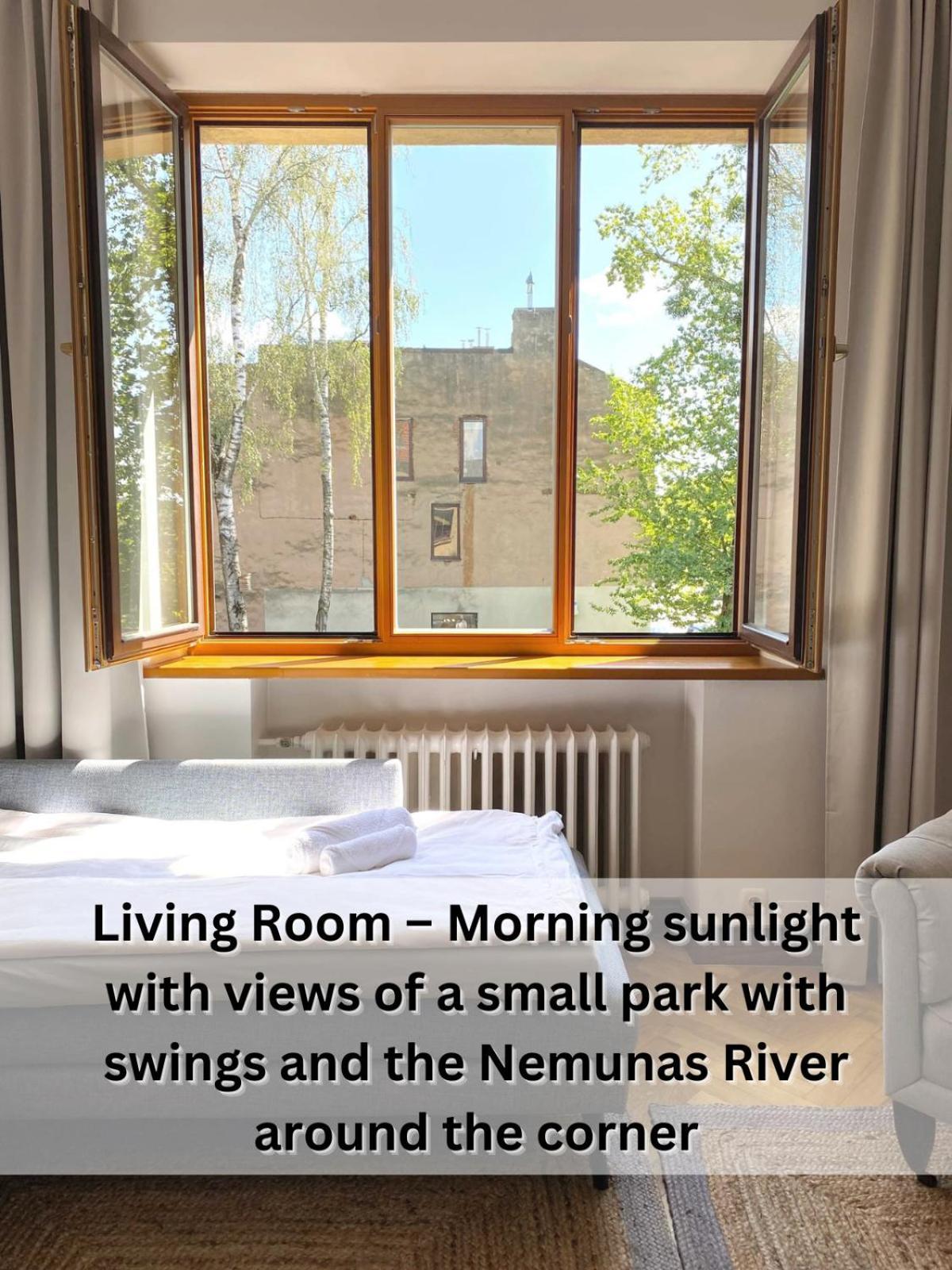 Spacious Old Town Apt, 3 Private Rooms, Sleeps 5-6 Kaunas Exterior foto